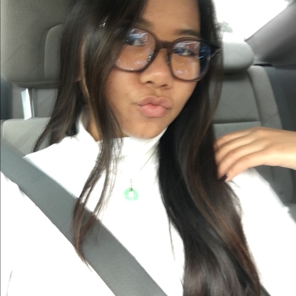 Meet your Posher, Meaghan - Picture 1 of 1